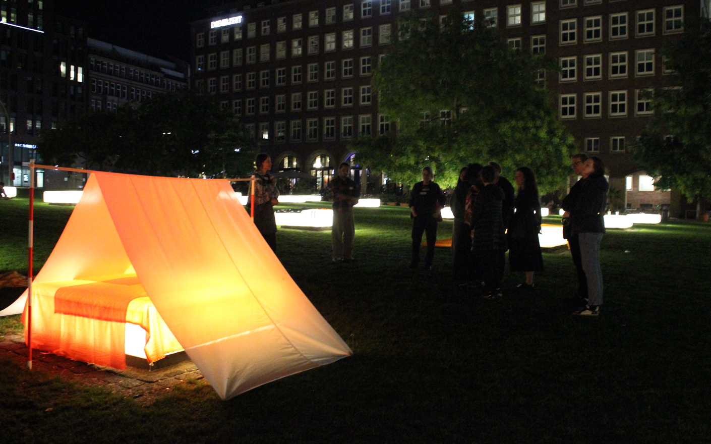 Ausstellung „Lichtatmosphäre in der abendlichen Innenstadt“